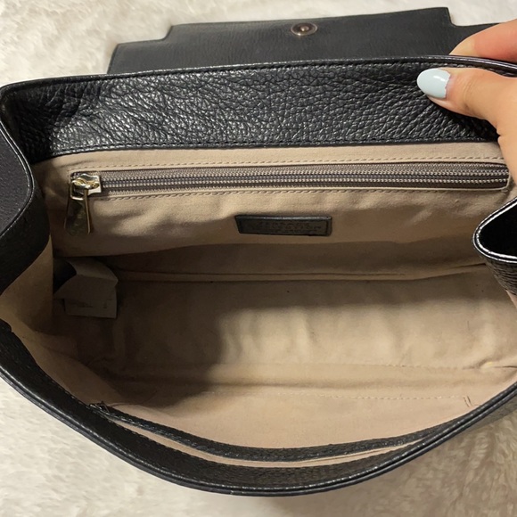 Versace Medusa Chain Crossbody - Picture 4 of 7